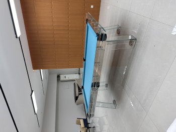 水晶玻璃台球桌