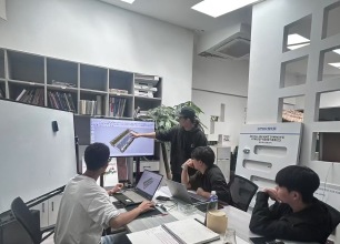 叁花一拾（昆明）设计有限公司